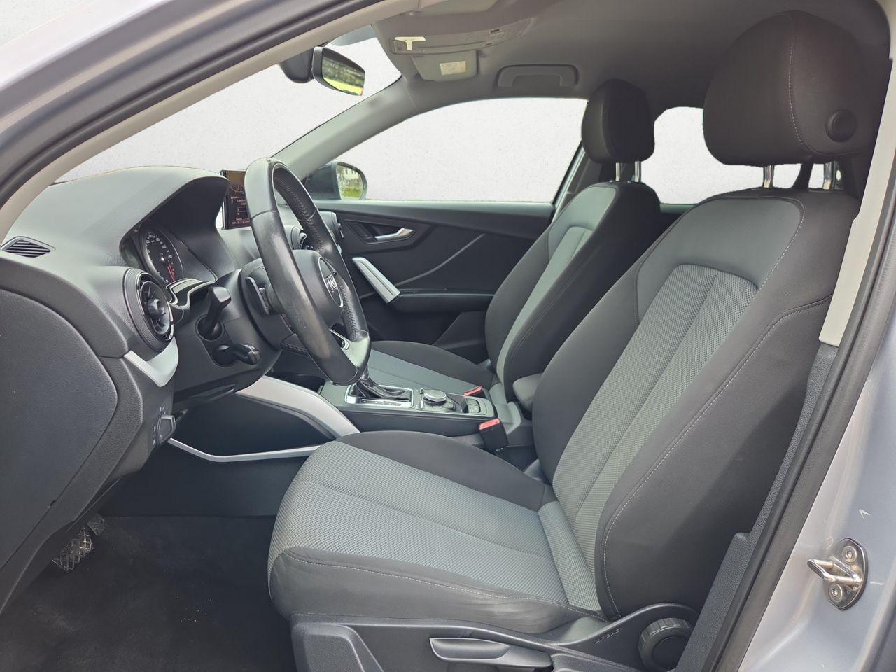 Audi Q2 DESING 30 TDI STRONIC 116 CV - Foto 2