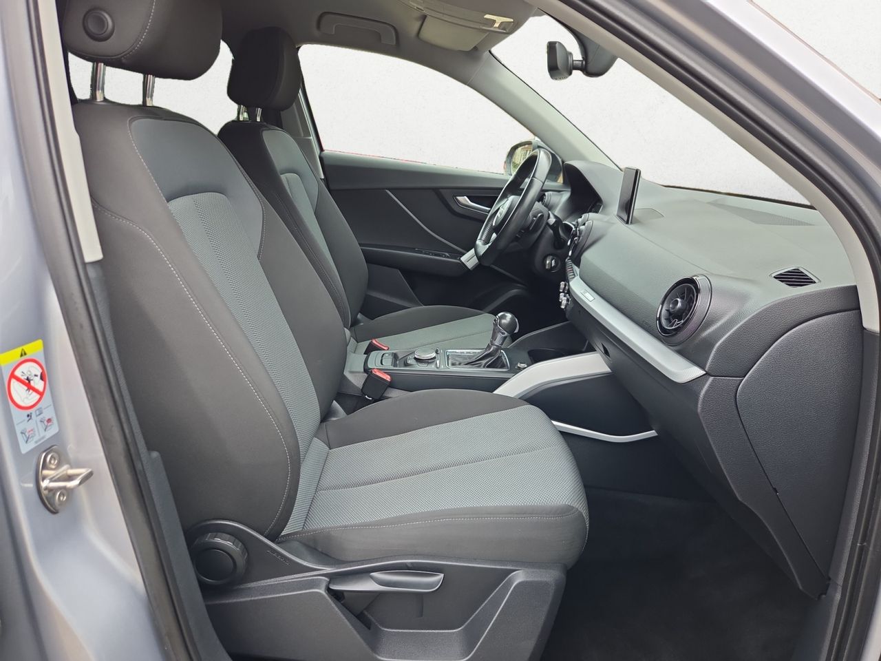 Audi Q2 DESING 30 TDI STRONIC 116 CV - Foto 2