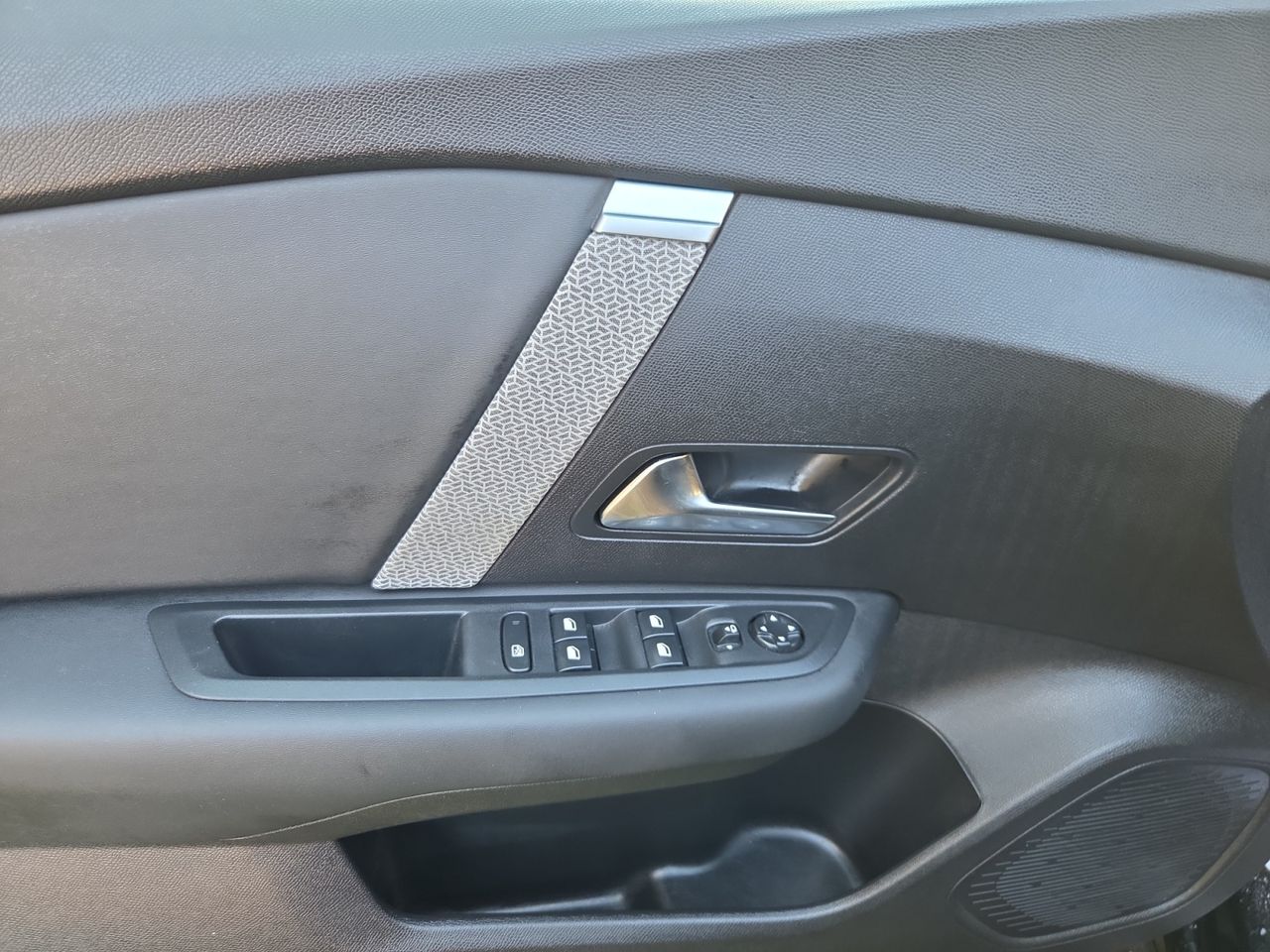 Citroën C4 BLUE HDI 130 CV EAT8 SHINE - Foto 2