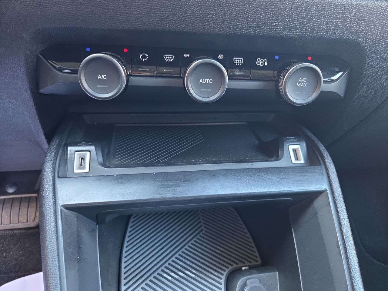 Citroën C4 BLUE HDI 130 CV EAT8 SHINE - Foto 2