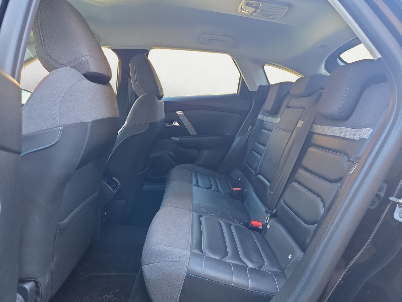 Citroën C4 BLUE HDI 130 CV EAT8 SHINE - Foto 2