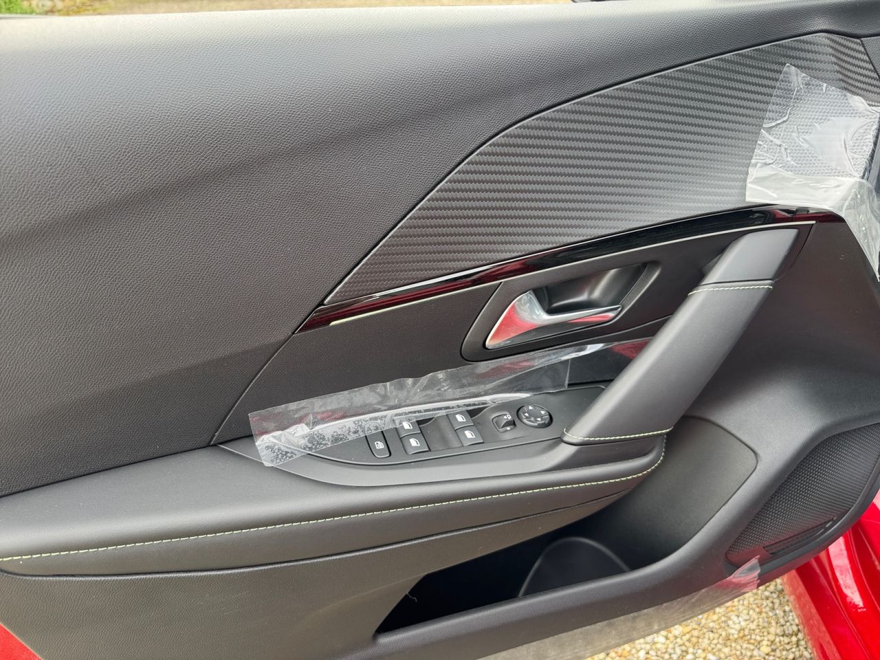 Peugeot e-208 GT ELECTRICO 136 - Foto 2