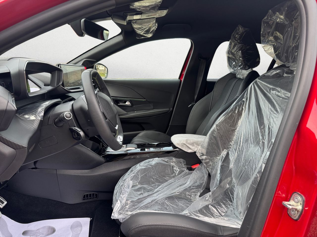 Peugeot e-208 GT ELECTRICO 136 - Foto 2