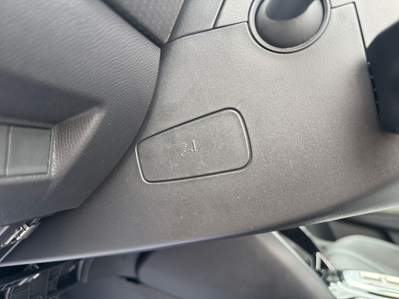 Peugeot e-208 GT ELECTRICO 136 - Foto 2