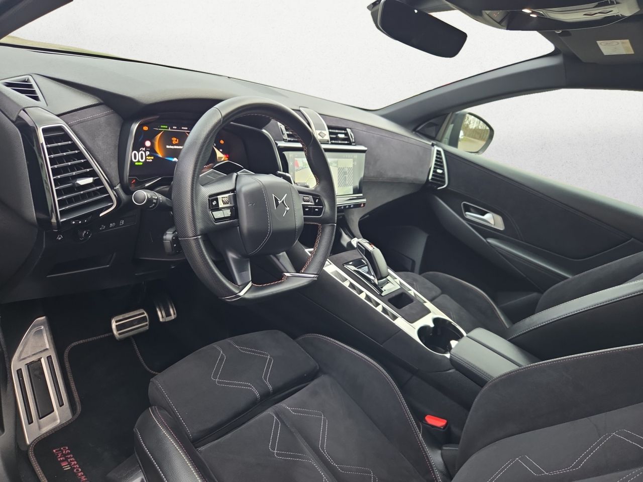 DS DS 7 E TENSE 4X4 300 PERFORMANCE LINE + - Foto 2