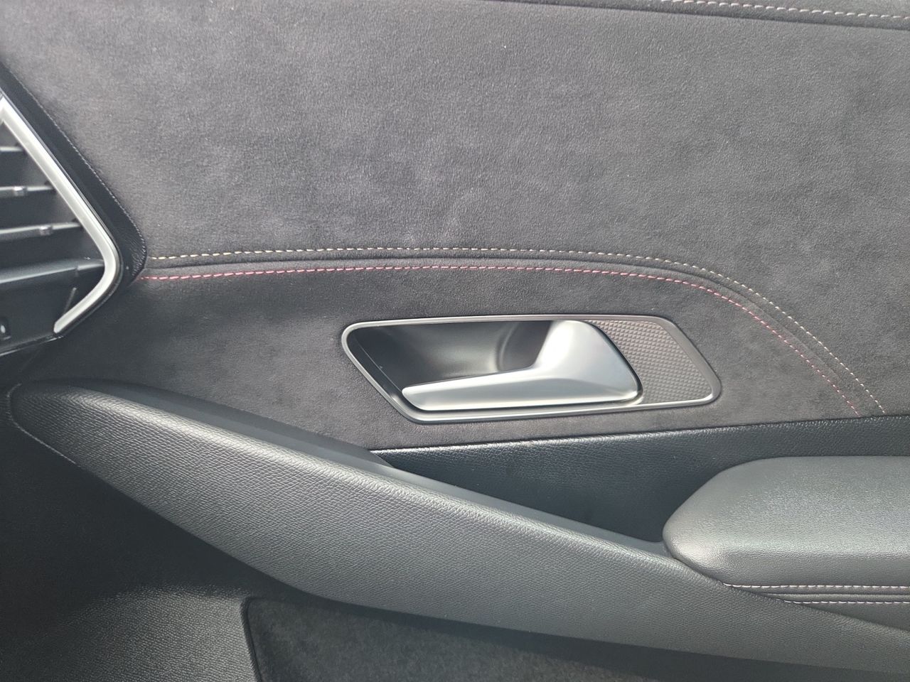 DS DS 7 E TENSE 4X4 300 PERFORMANCE LINE + - Foto 2