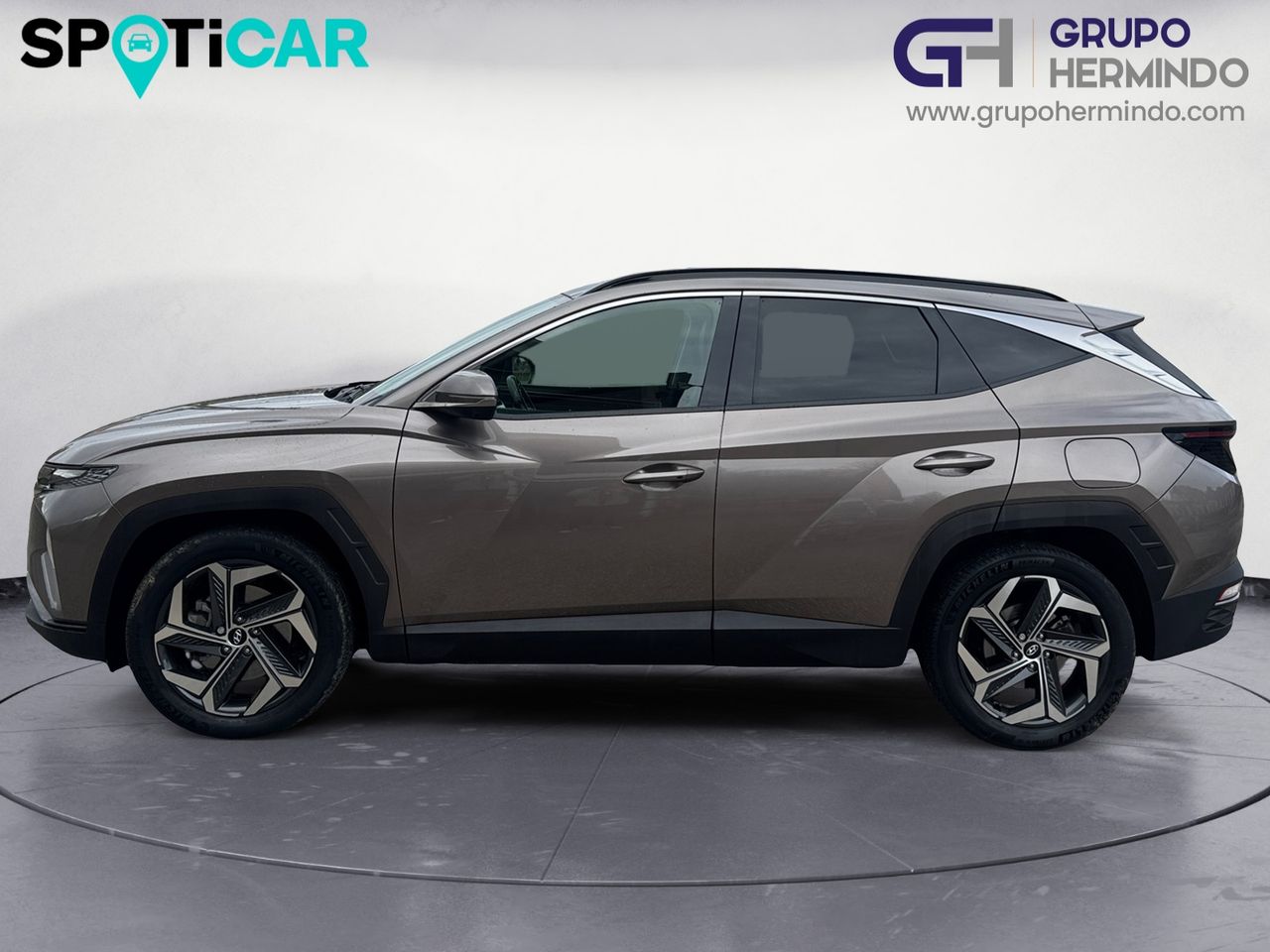 Hyundai Tucson 1.6 TGDI PHEV STYLE AUTO 4X4 - Foto 2