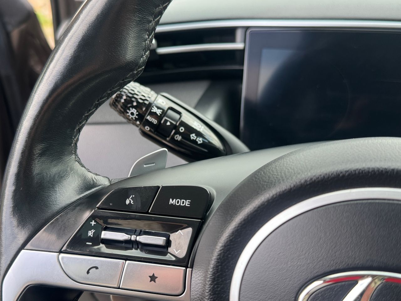 Hyundai Tucson 1.6 TGDI PHEV STYLE AUTO 4X4 - Foto 2