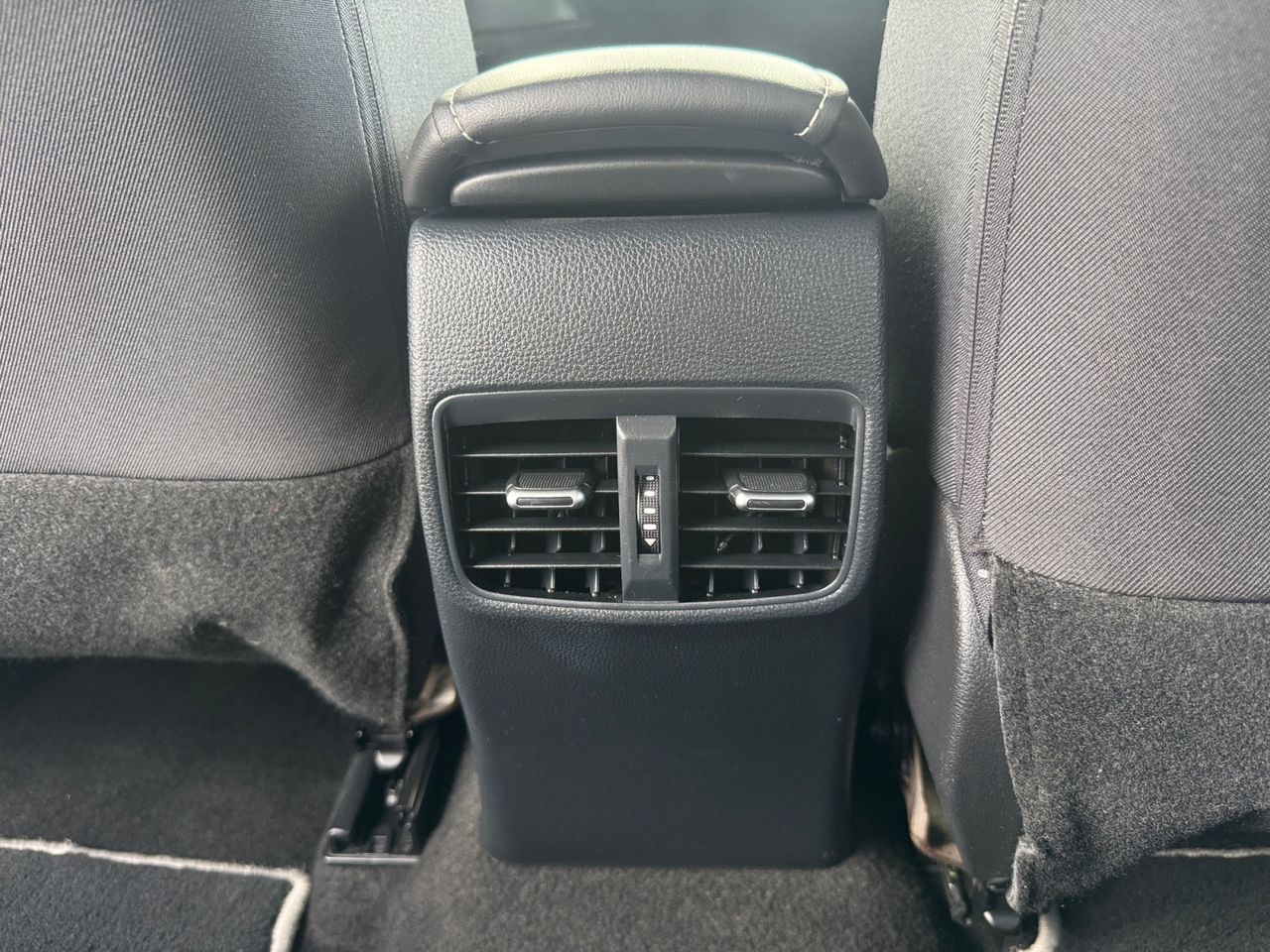 Toyota Corolla 2.0 180 H STYLE ECVT TOURING SPORT - Foto 2