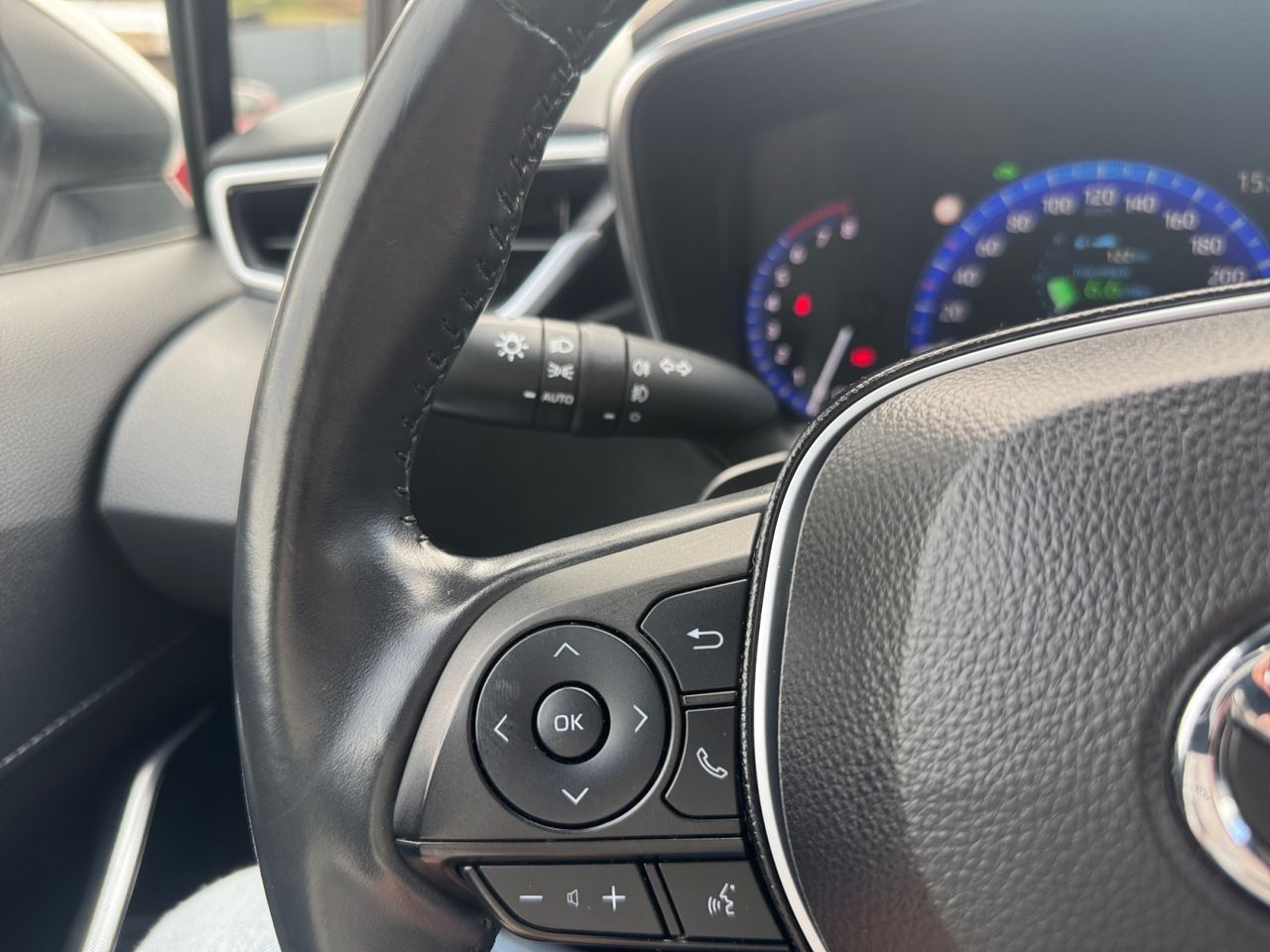 Toyota Corolla 2.0 180 H STYLE ECVT TOURING SPORT - Foto 2