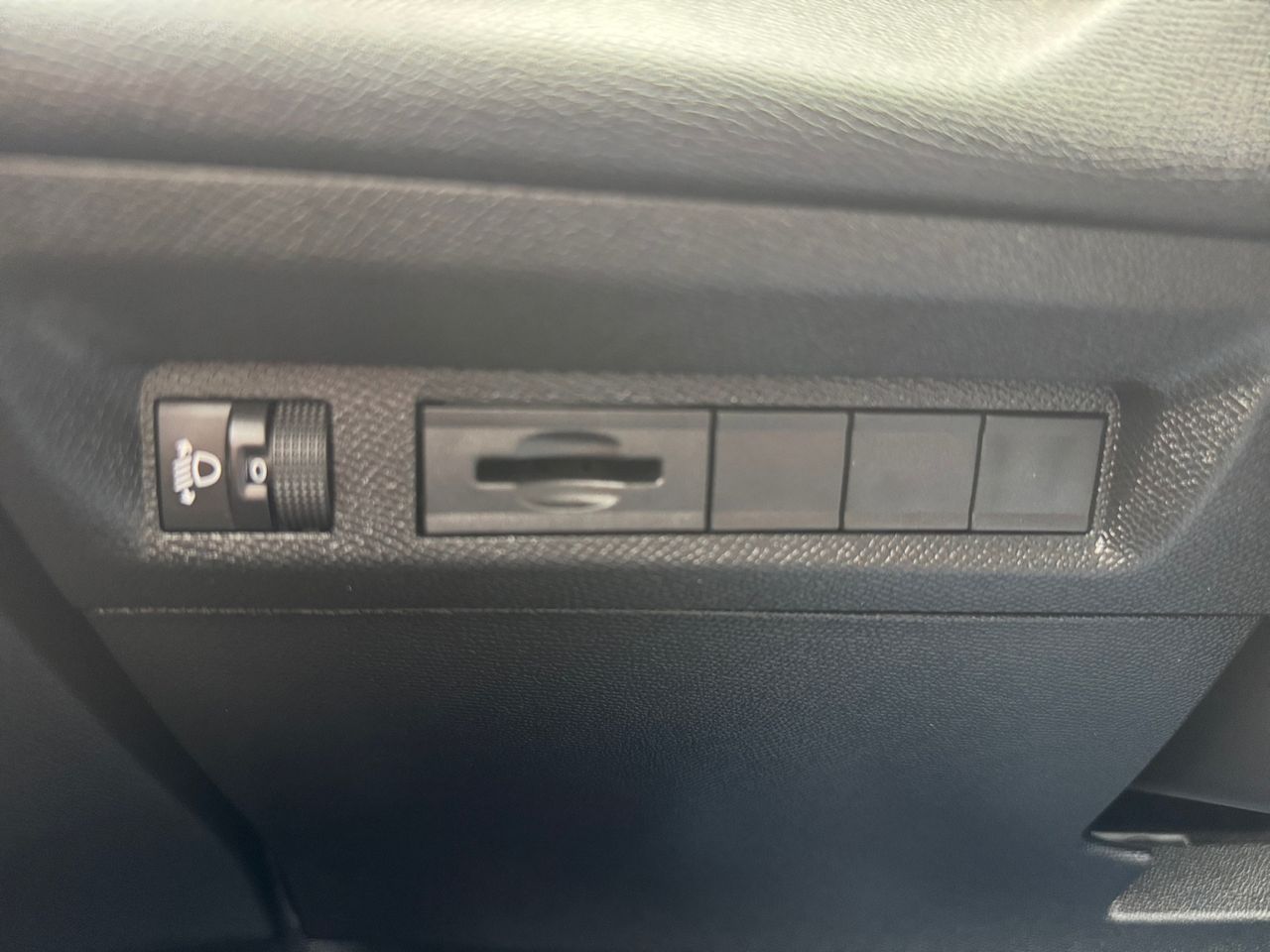 Peugeot 308 SW ACTIVE PACK BLUE HDI 130 CV - Foto 2