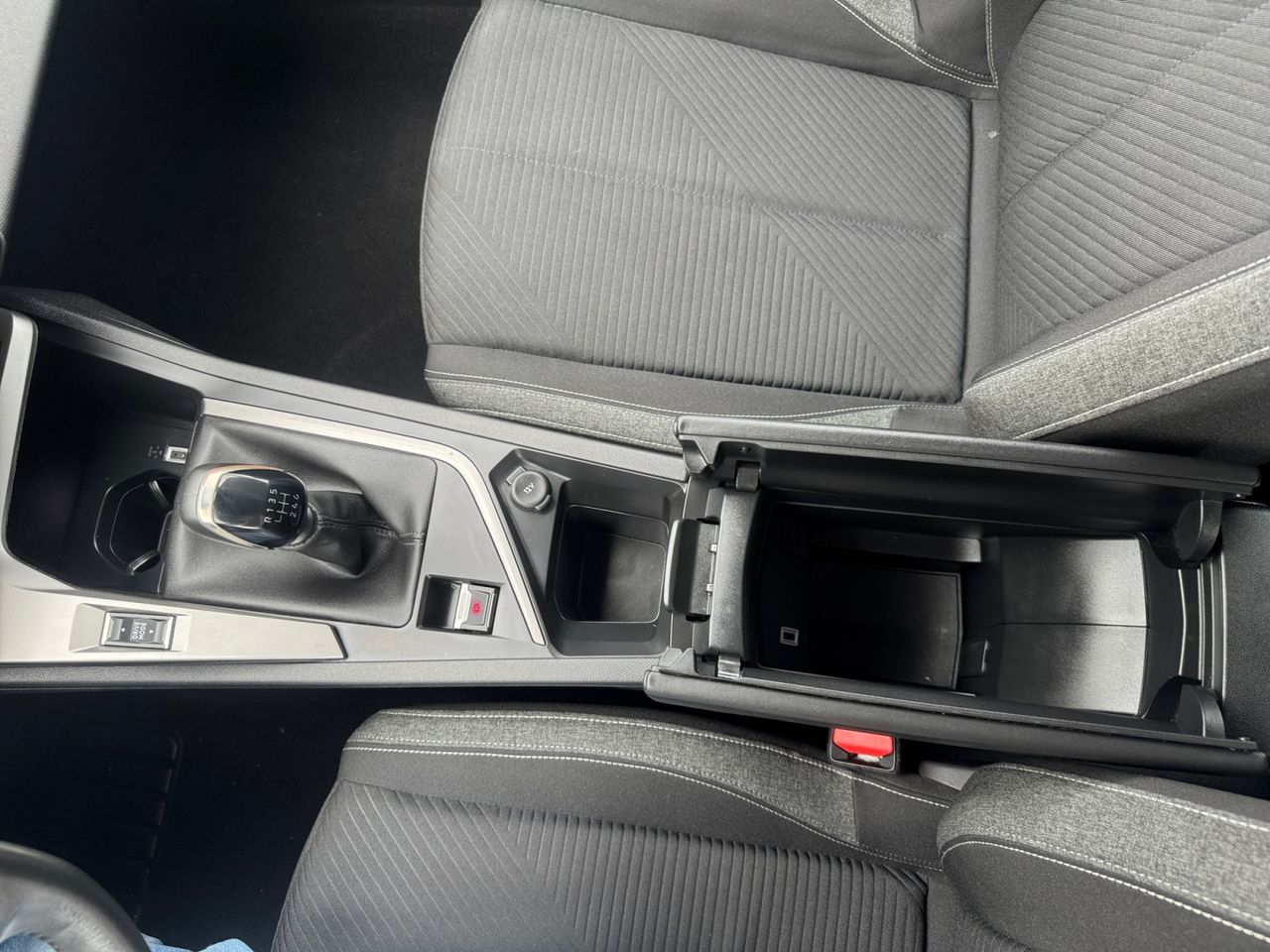 Peugeot 308 SW ACTIVE PACK BLUE HDI 130 CV - Foto 2