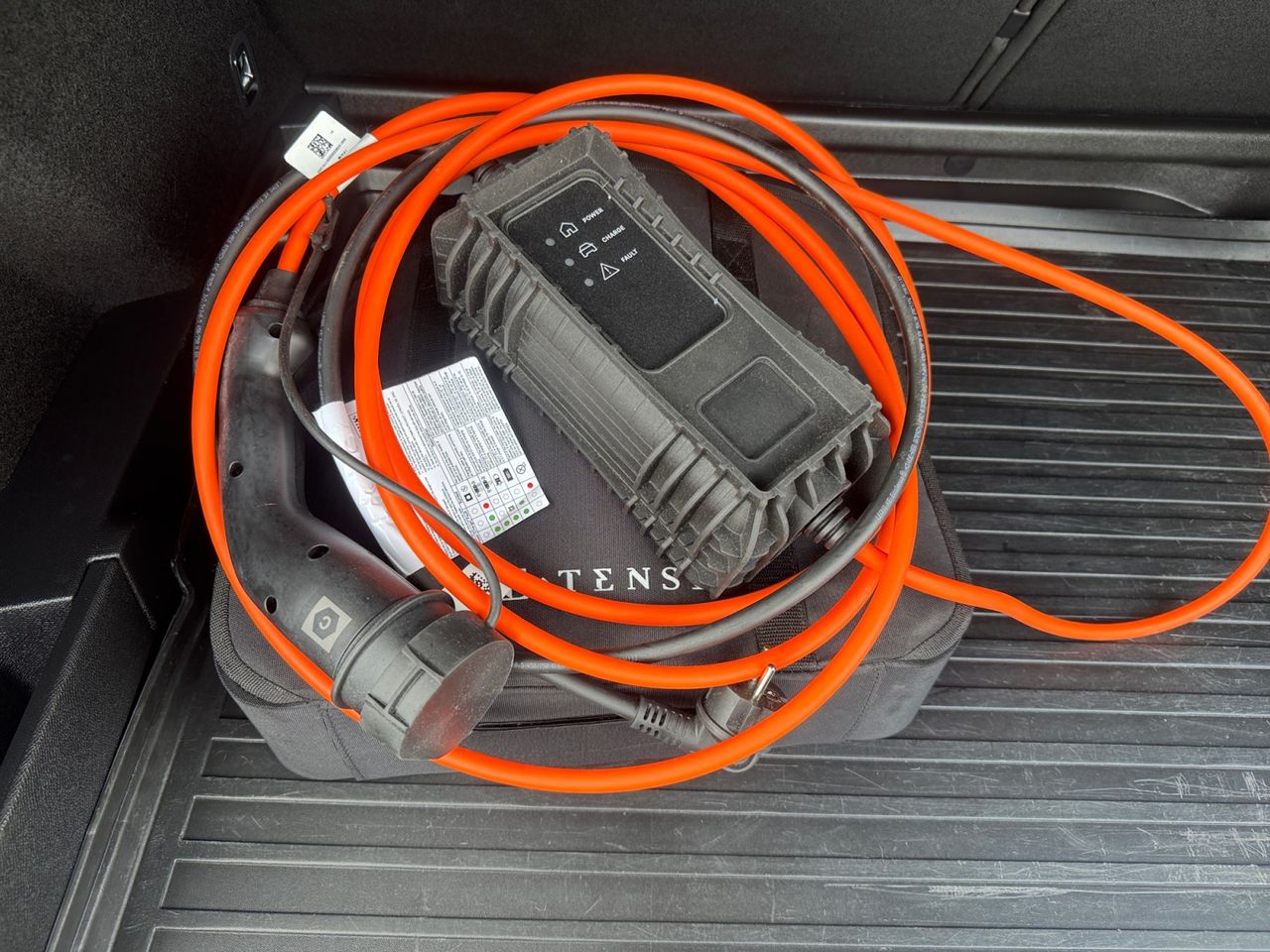 DS DS 7 Crossback E TENSE 225 LIGNE NOIRE - Foto 2