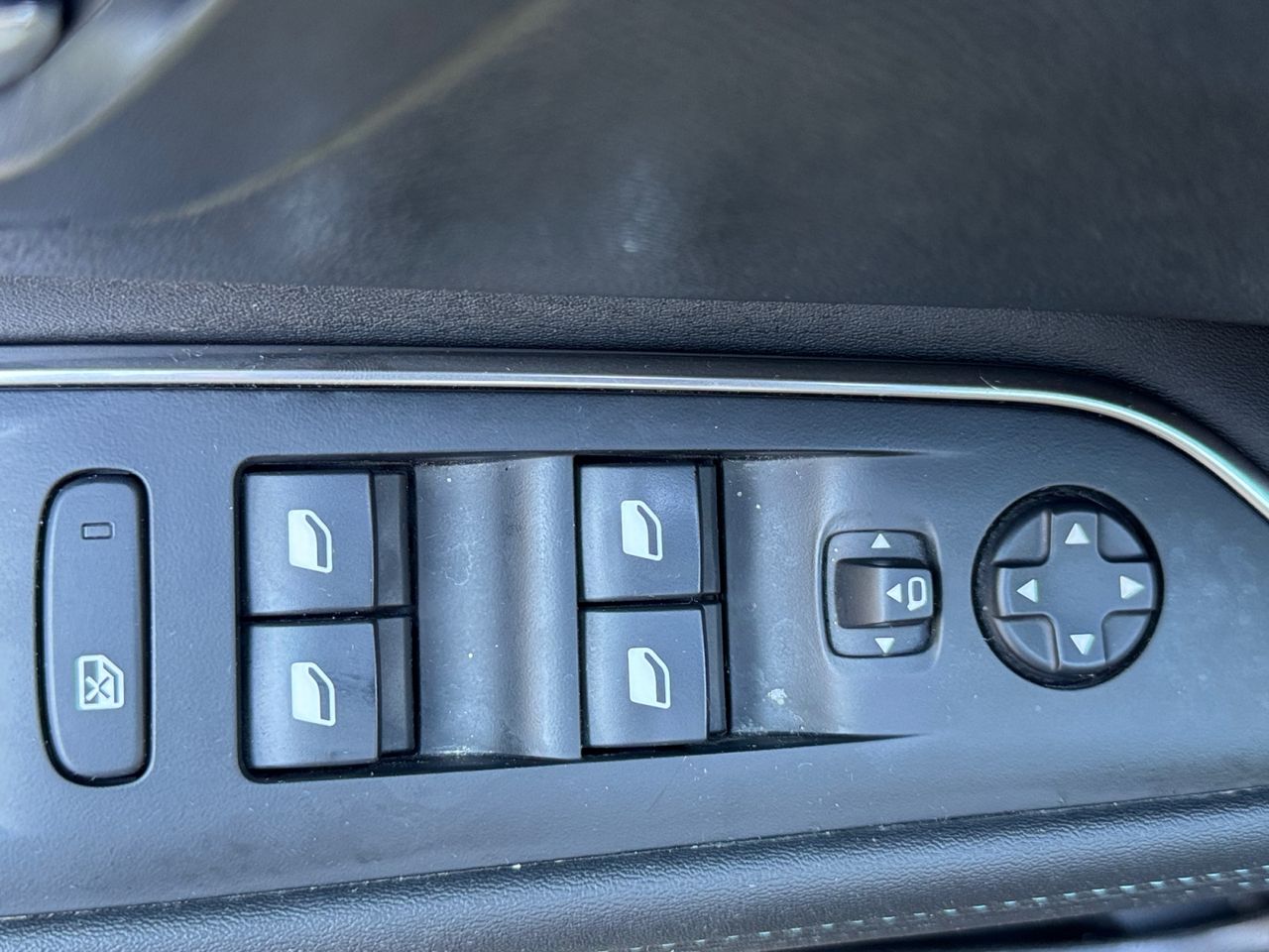 Peugeot 3008 Hybrid ALLURE PACK PLUG IN HYBRID 225 e EAT8 - Foto 2