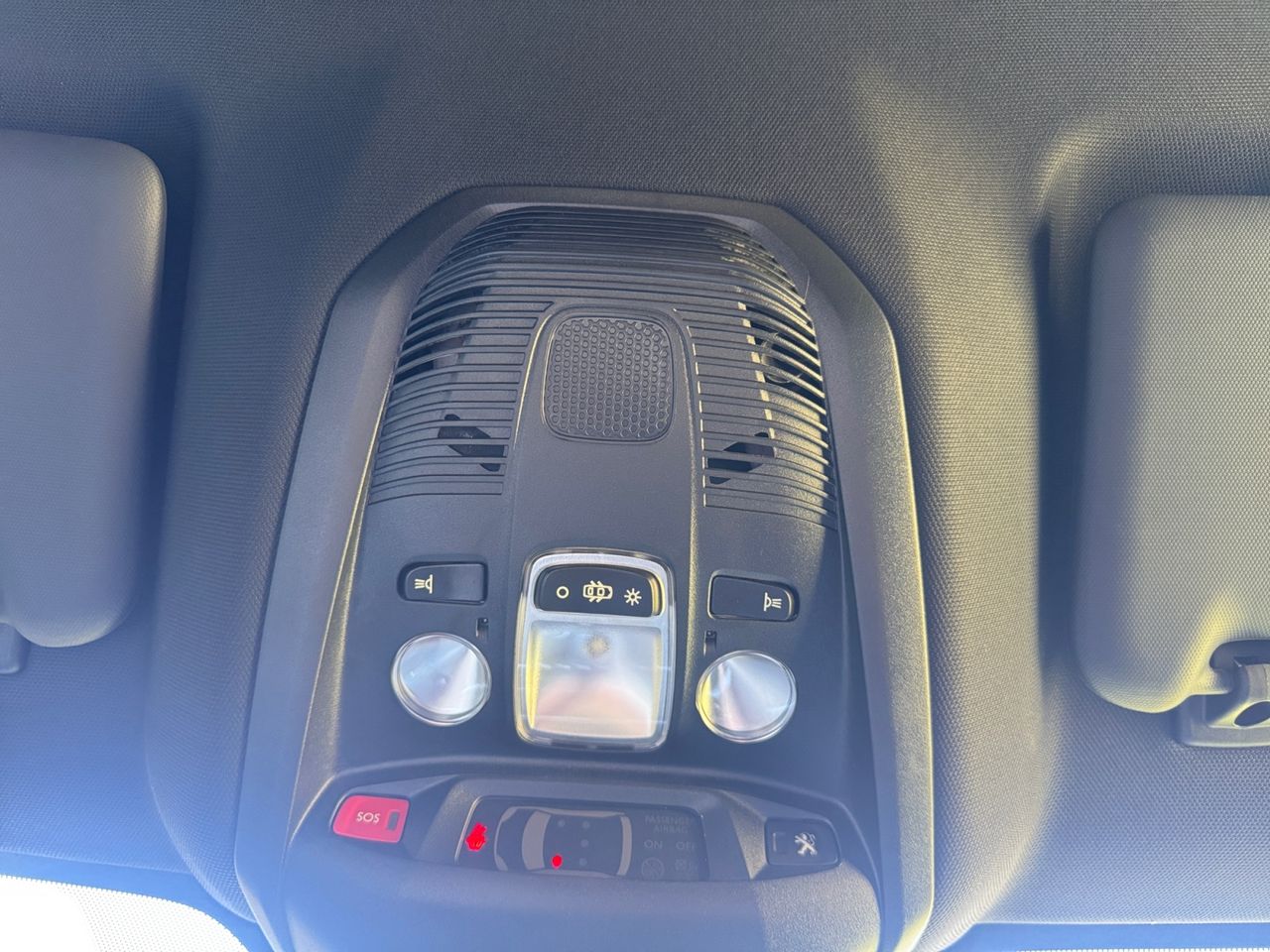 Peugeot 3008 Hybrid ALLURE PACK PLUG IN HYBRID 225 e EAT8 - Foto 2