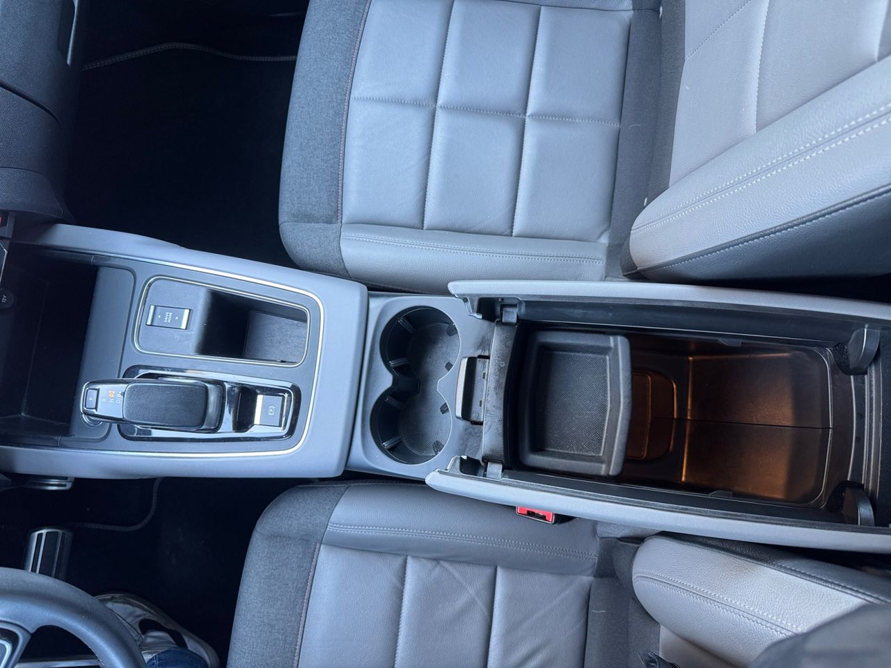 Citroën C5 Aircross PLUG IN HYBRID 225 e EAT8 - Foto 2