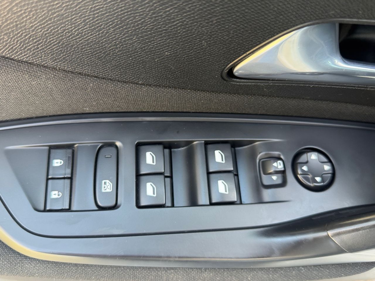 Peugeot 308 SW ACTIVE PACK BLUE HDI 130 CV - Foto 2