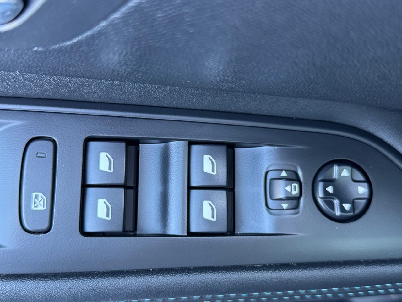 Peugeot 3008 Hybrid ALLURE PACK HYBRID 136 e DCS6 - Foto 2