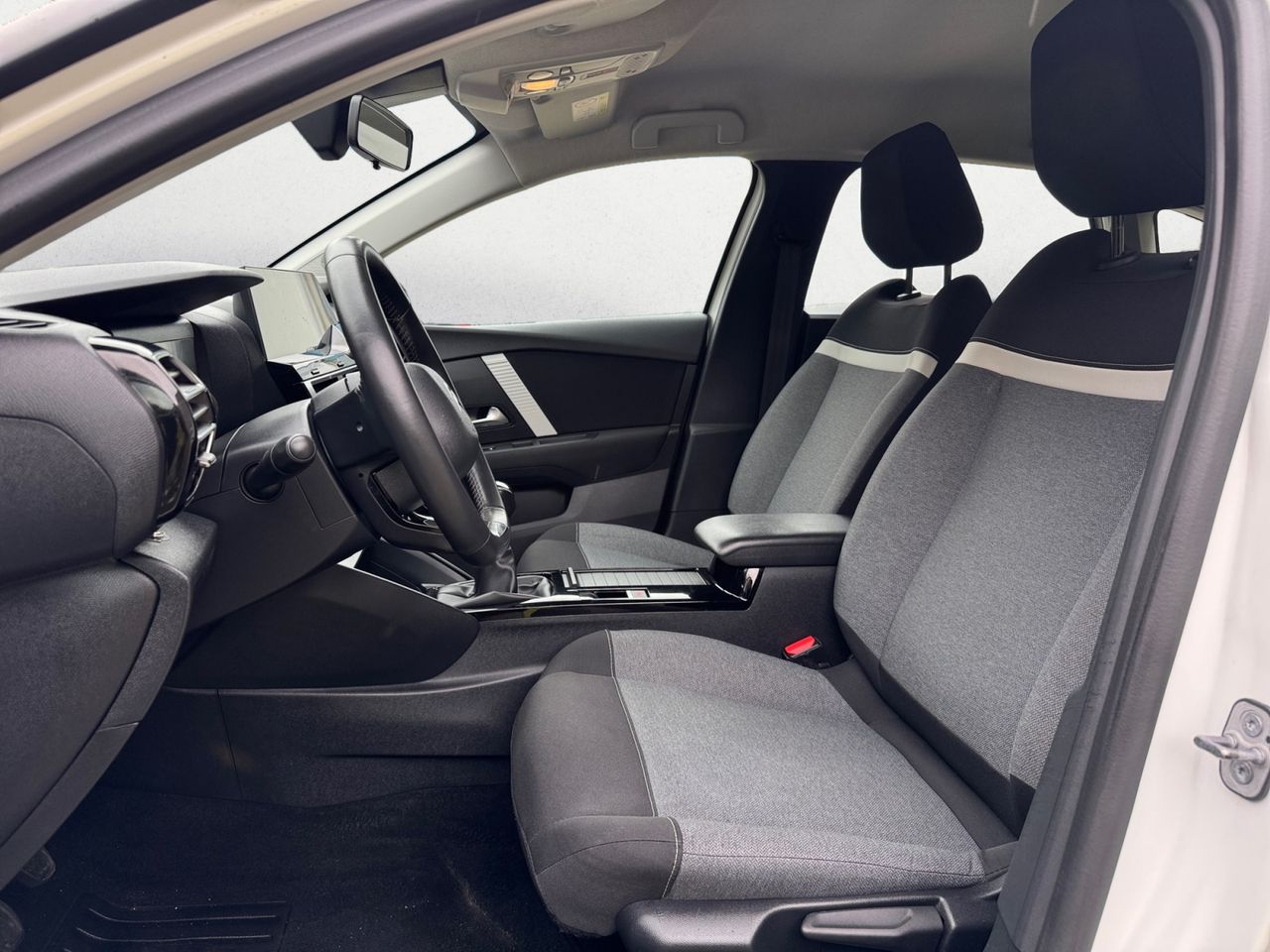 Citroën C4 BLUE HDI 110 CV FEEL - Foto 2