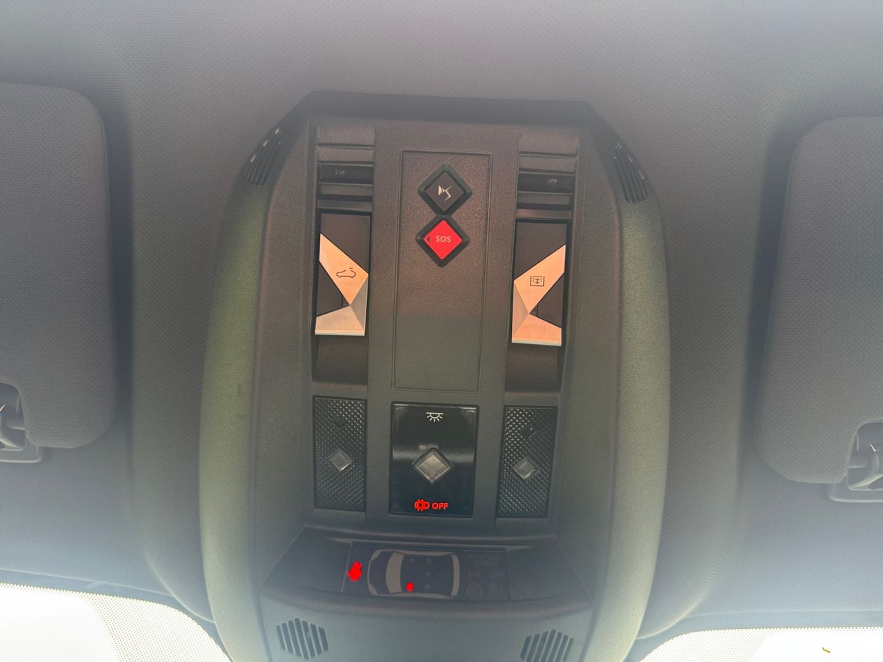 DS DS 7 Crossback E TENSE 4X4 GRAND CHIC - Foto 2