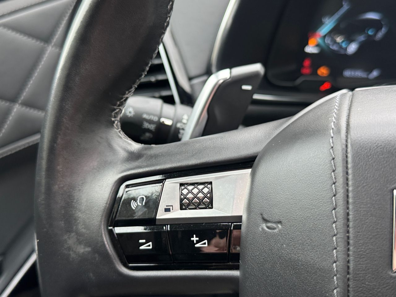 DS DS 7 Crossback E TENSE 4X4 GRAND CHIC - Foto 2