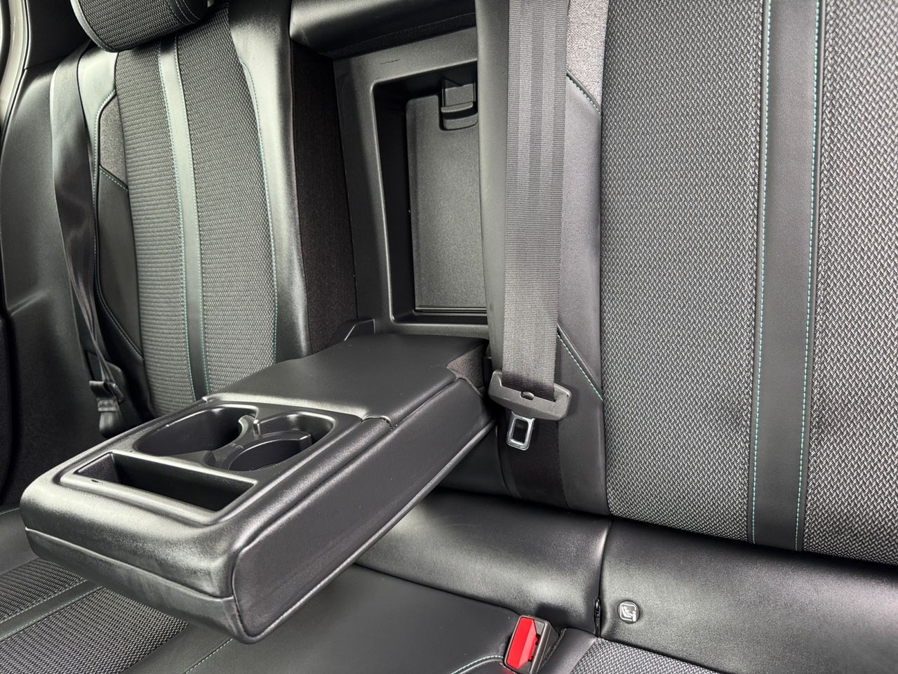 Peugeot 308 ALLURE BLUE HDI 130 CV - Foto 2