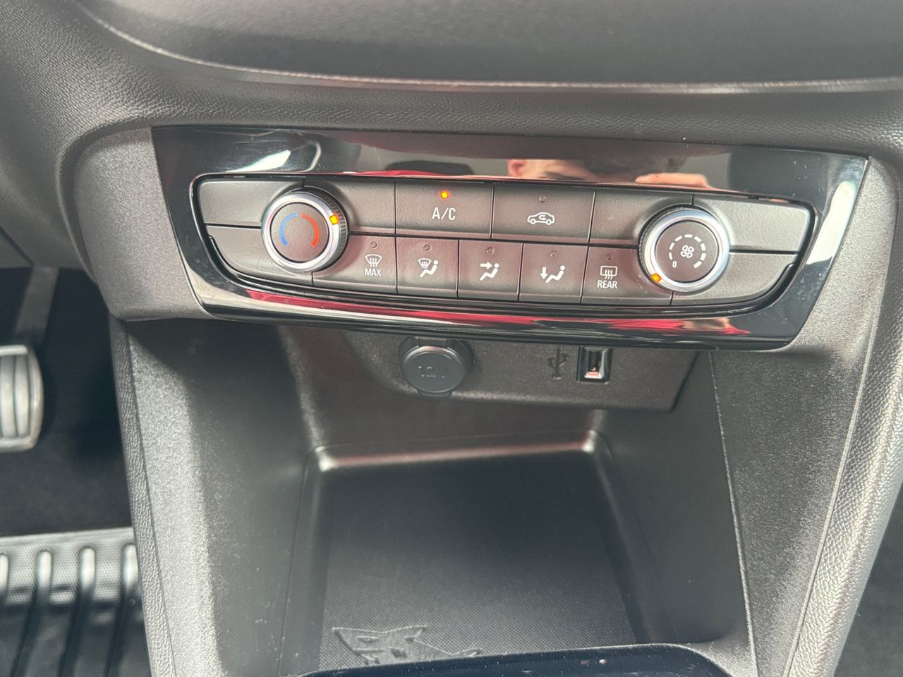 Opel Corsa ELEGANCE 1.5 D DT MT6 S7S 100 CV - Foto 2