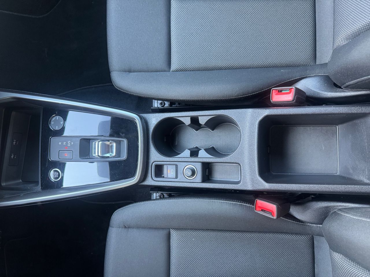Audi A3 SPORTBACK 30 TDI 85 KW 116 CV S TRONIC - Foto 2