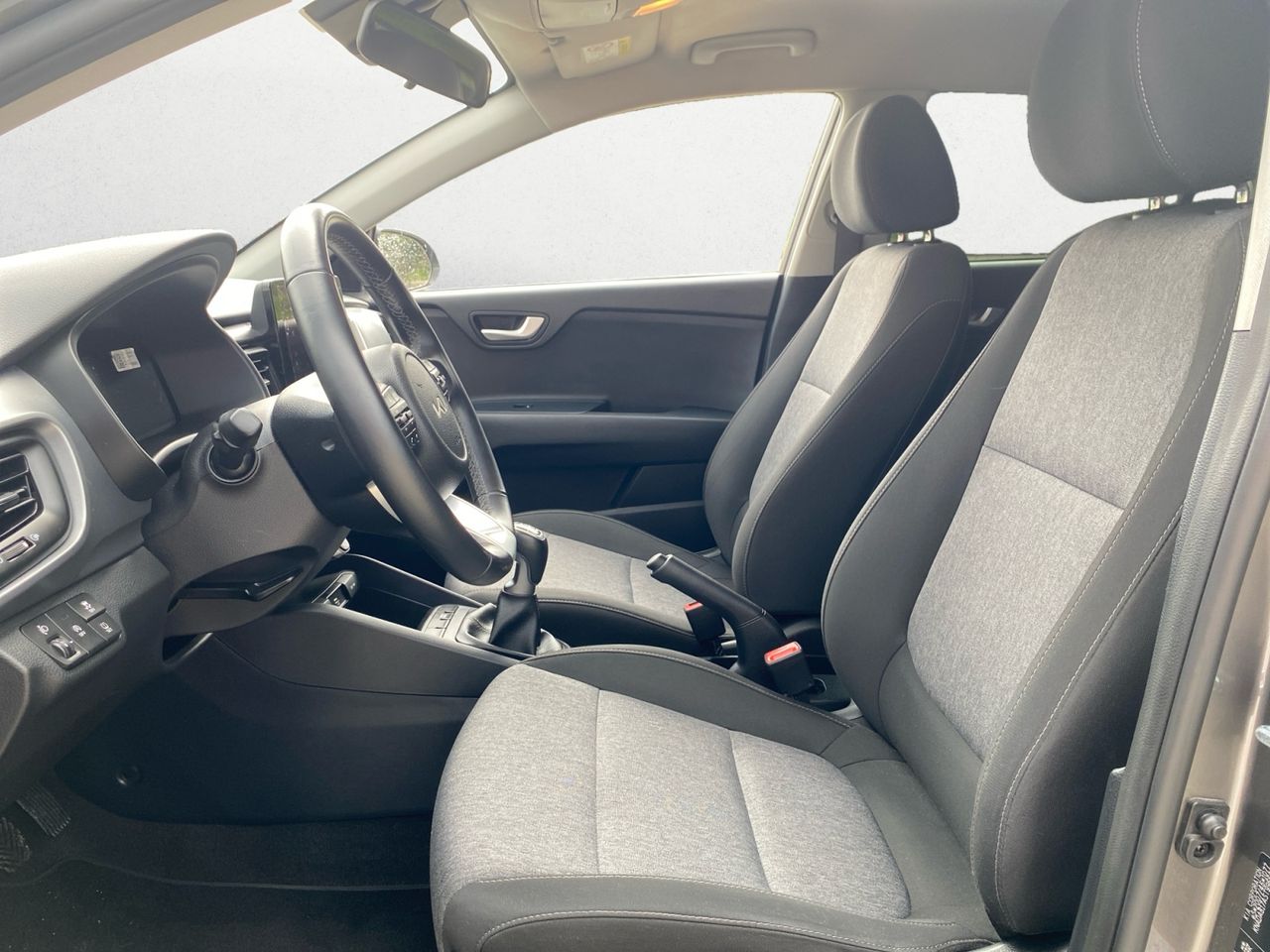 Kia Stonic 1.0 TGDI 74 KW 100 CV MHEV CONCEPT - Foto 2