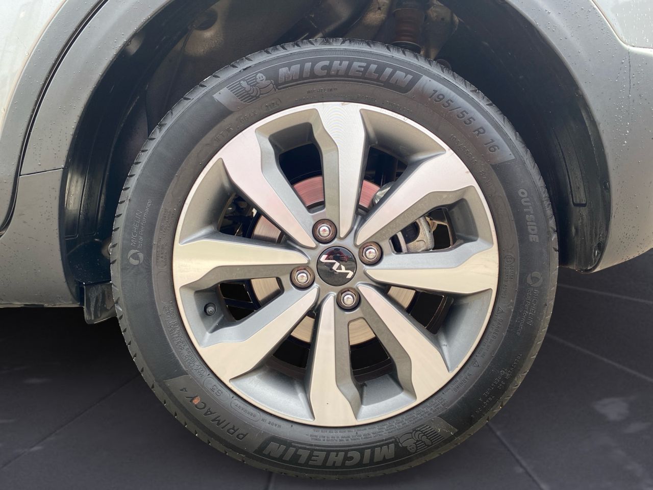 Kia Stonic 1.0 TGDI 74 KW 100 CV MHEV CONCEPT - Foto 2