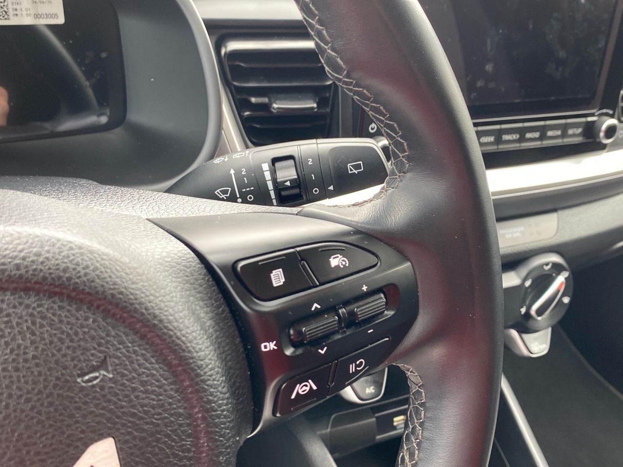 Kia Stonic 1.0 TGDI 74 KW 100 CV MHEV CONCEPT - Foto 2