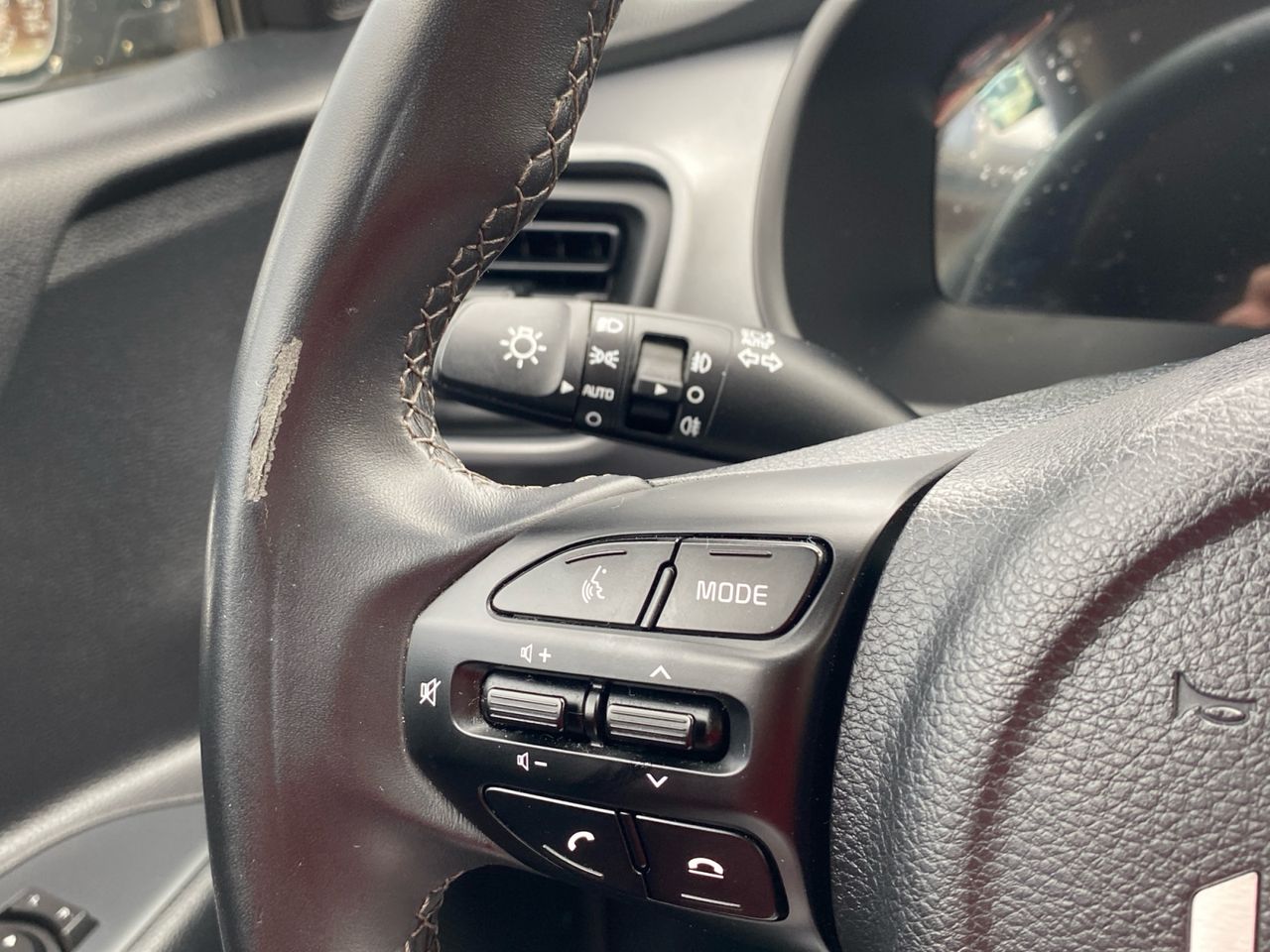 Kia Stonic 1.0 TGDI 74 KW 100 CV MHEV CONCEPT - Foto 2