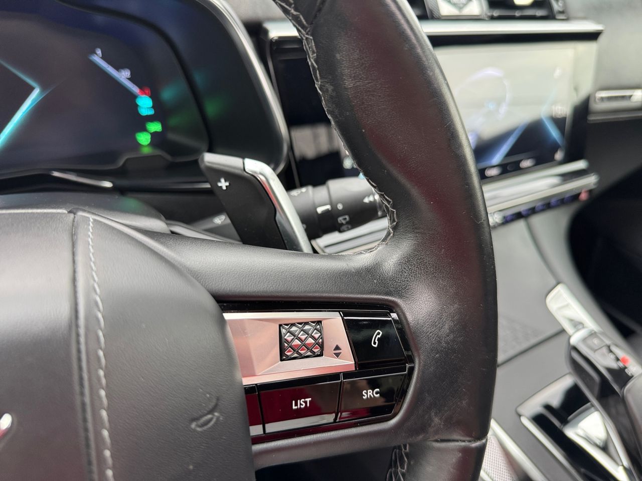 DS DS 7 Crossback E TENSE 300 4X4 LOUVRE - Foto 2