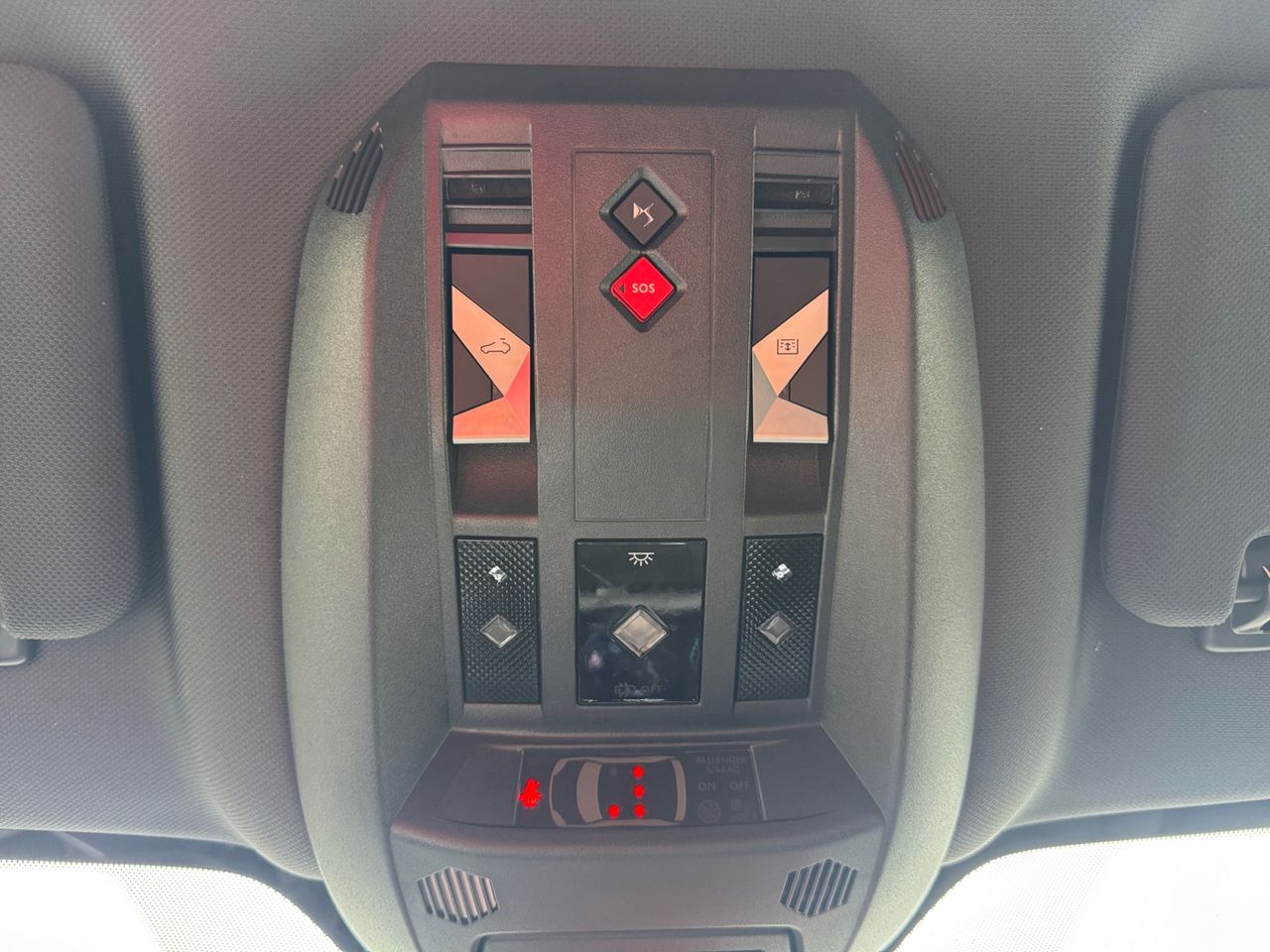 DS DS 7 Crossback E TENSE 300 4X4 LOUVRE - Foto 2