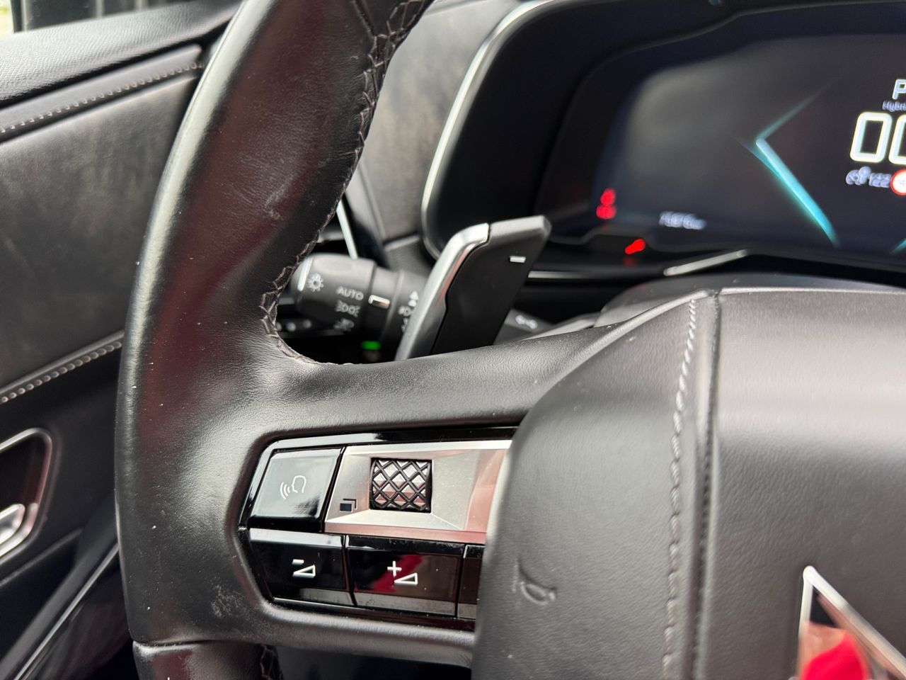 DS DS 7 Crossback E TENSE 300 4X4 LOUVRE - Foto 2