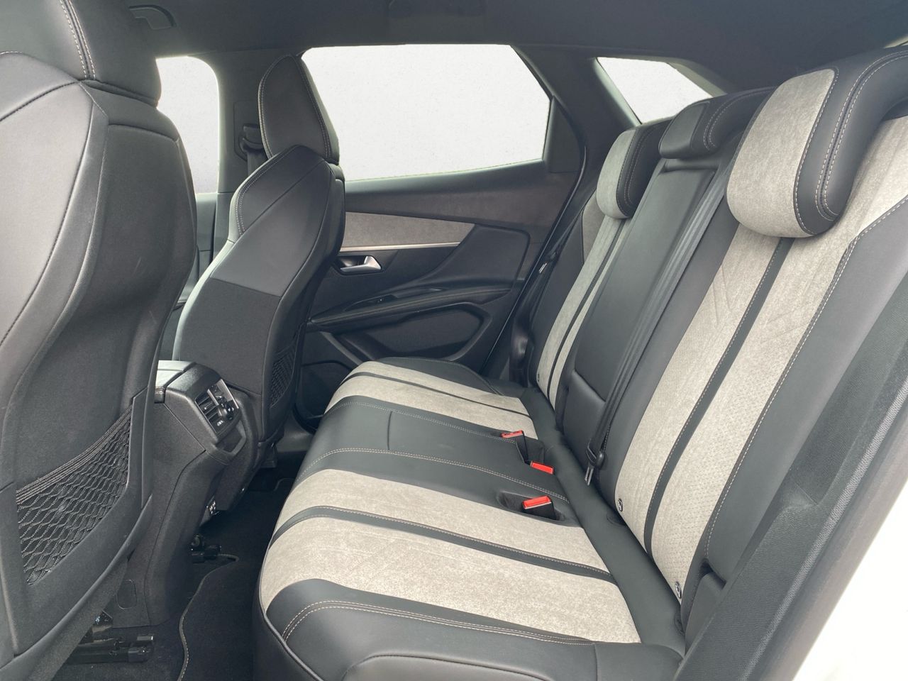 Peugeot 3008 Hybrid GT HYBRID 225 e EAT8 - Foto 2