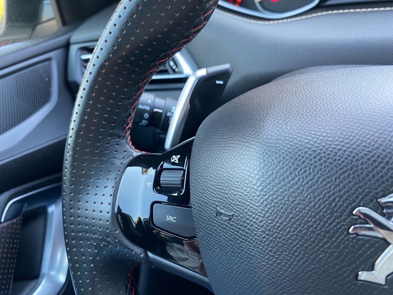 Peugeot 308 SW GT LINE BLUE HDI 130 CV EAT8 - Foto 2