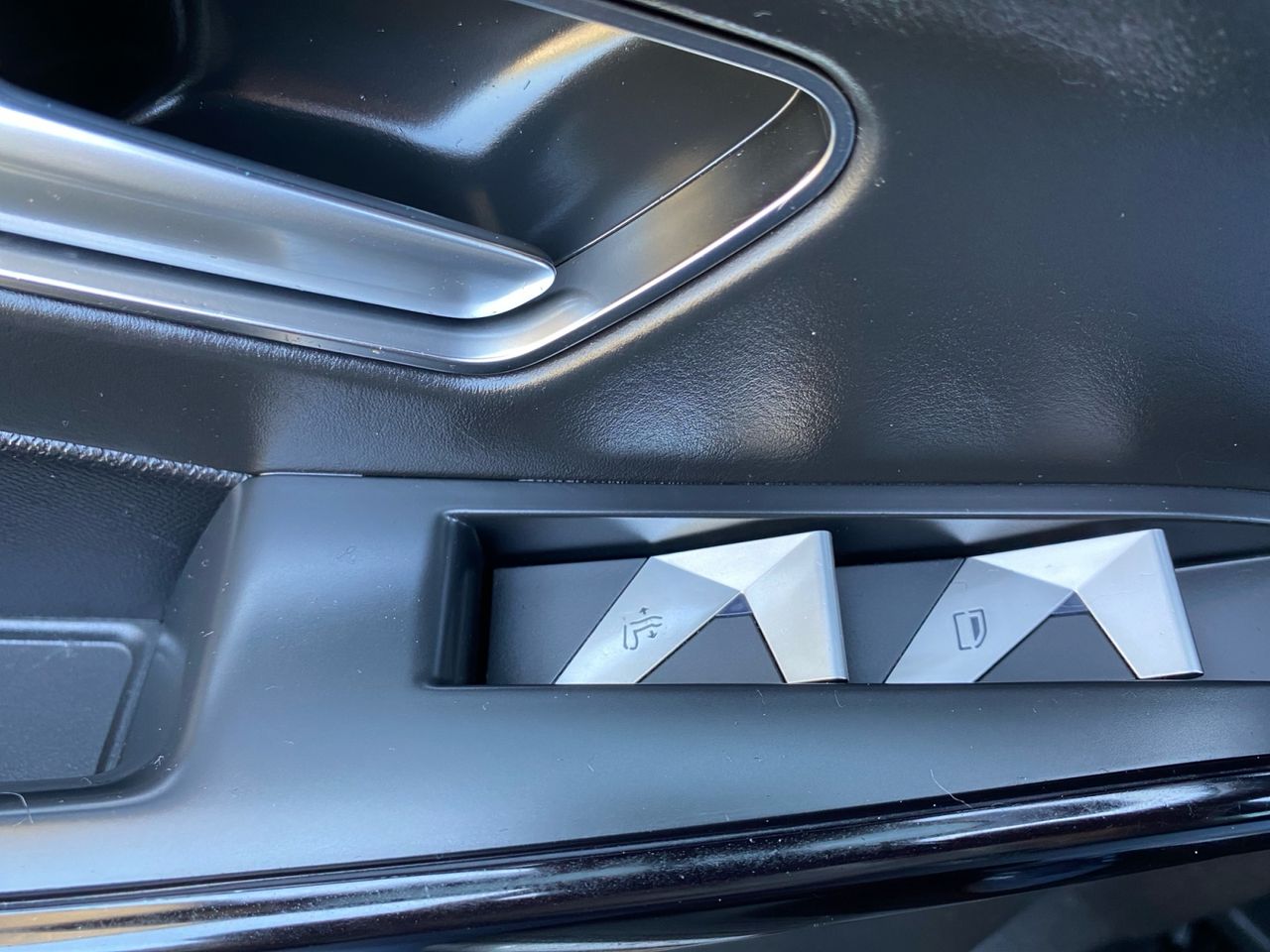 DS DS 7 Crossback E TENSE 300 4X4 RIVOLI - Foto 2