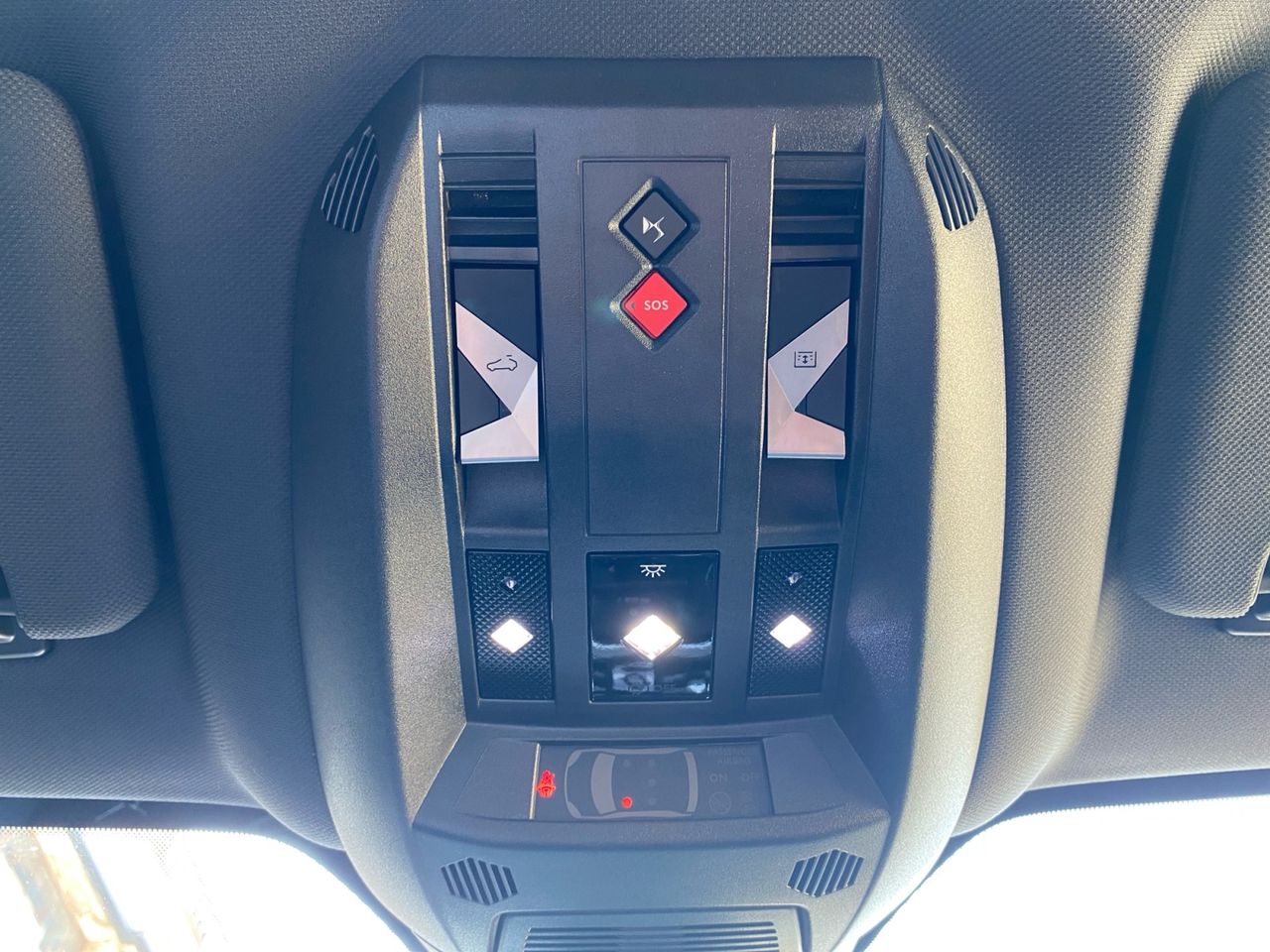 DS DS 7 Crossback E TENSE 300 4X4 RIVOLI - Foto 2