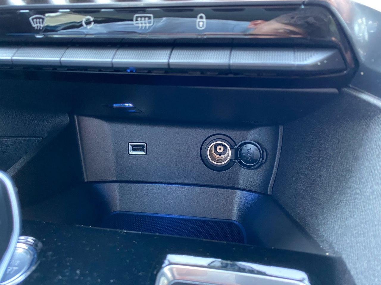 Peugeot 3008 Hybrid ALLURE HYBRID 225 e EAT8 - Foto 2