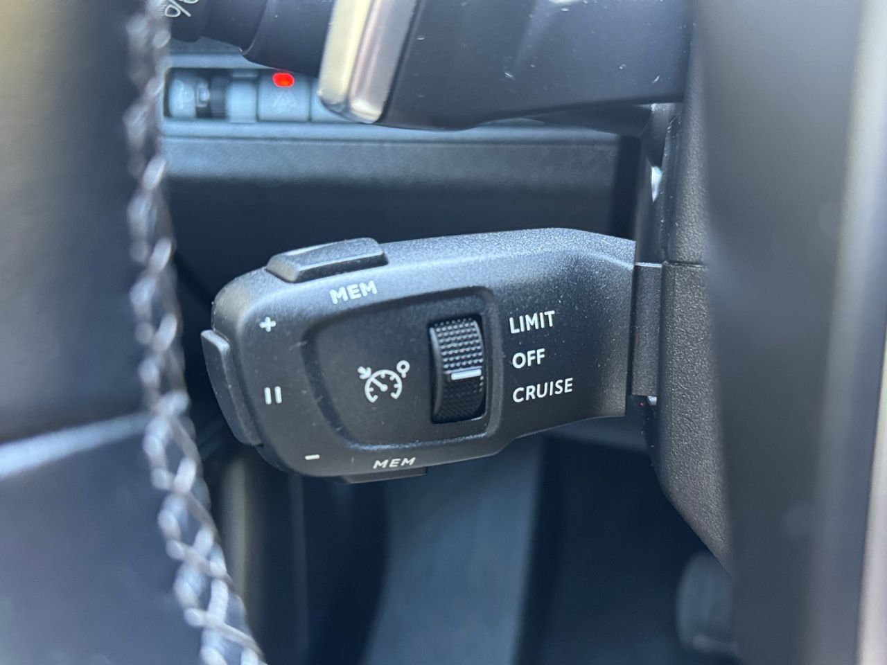 Peugeot 3008 Hybrid ALLURE PACK PLUG IN HYBRID 225 e EAT8 - Foto 2