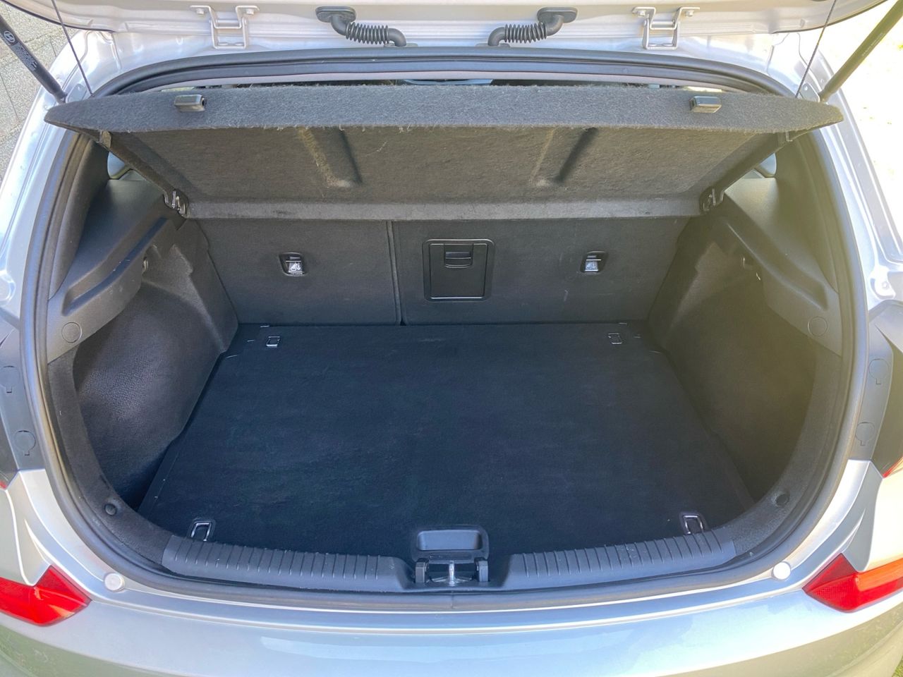 Hyundai i30 1.6 CRDI KLASS 110 CV - Foto 2