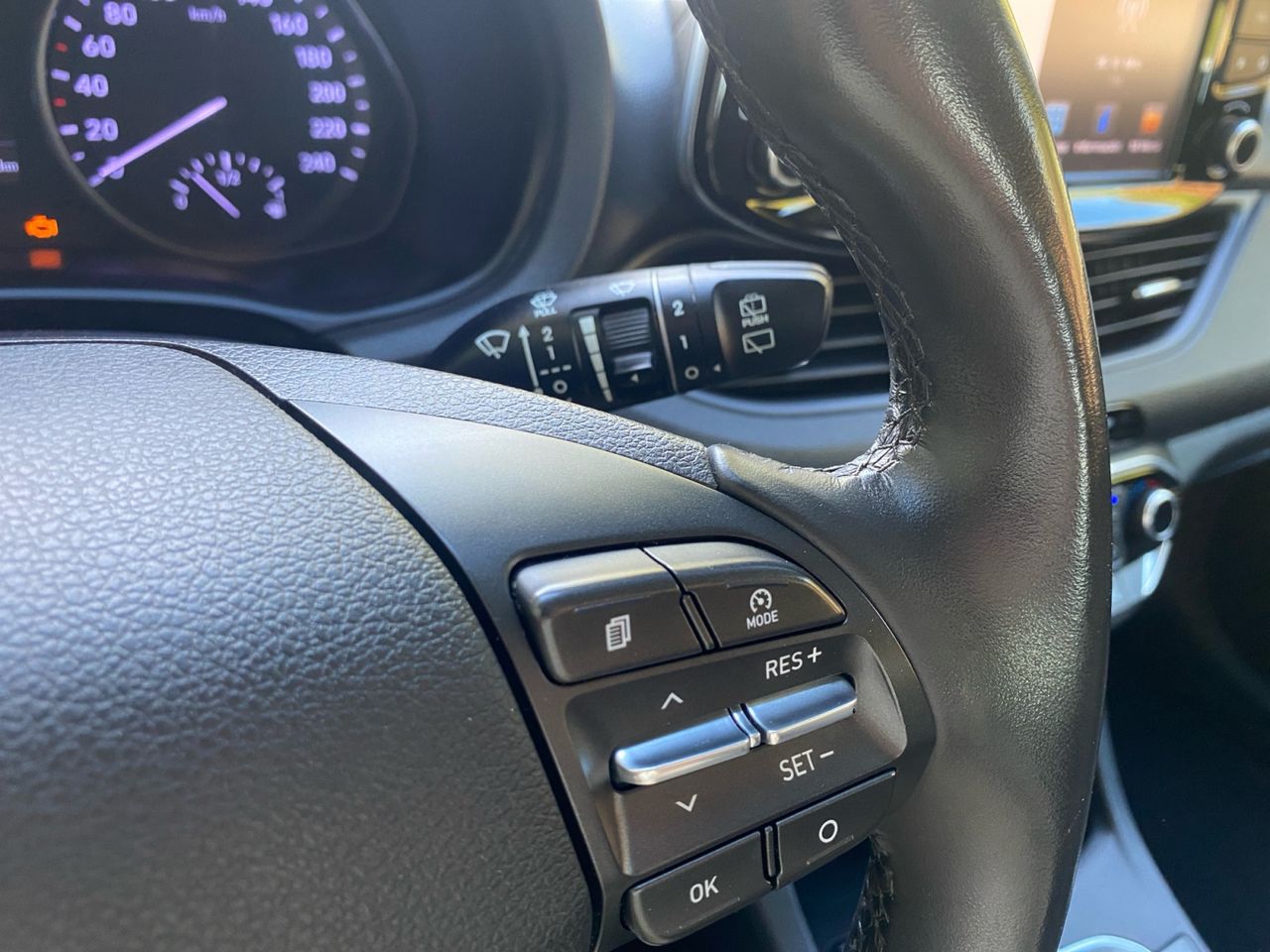 Hyundai i30 1.6 CRDI KLASS 110 CV - Foto 2