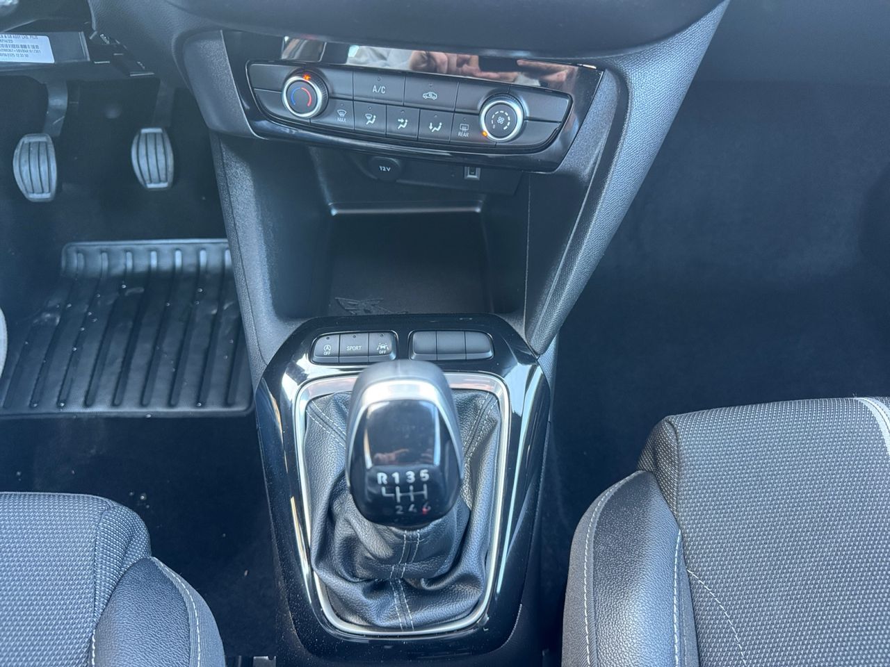 Opel Corsa GS 1.2T XHL MT6 S/S 100 CV - Foto 2