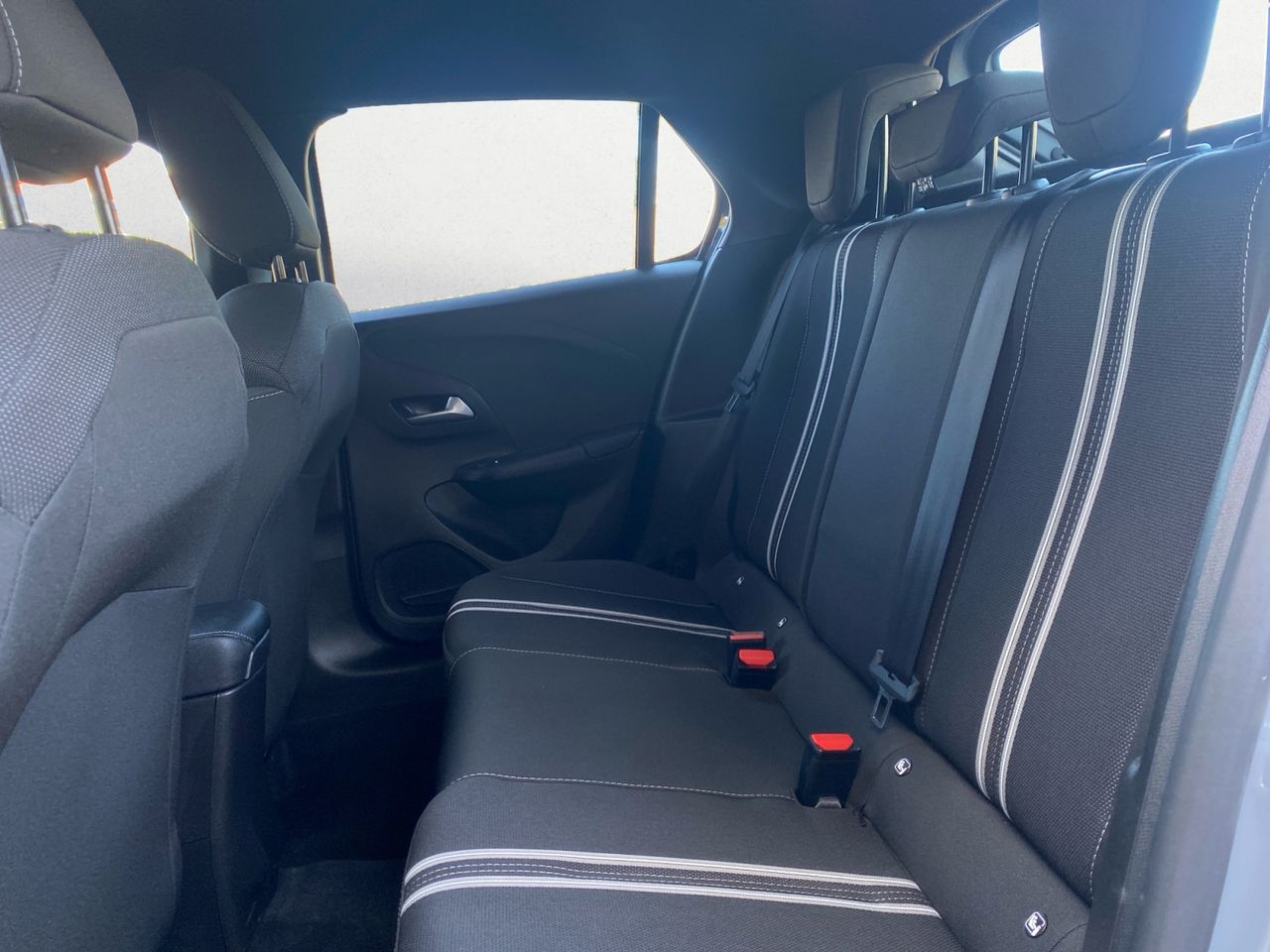 Opel Corsa GS 1.2T XHL MT6 S7S 100 CV - Foto 2