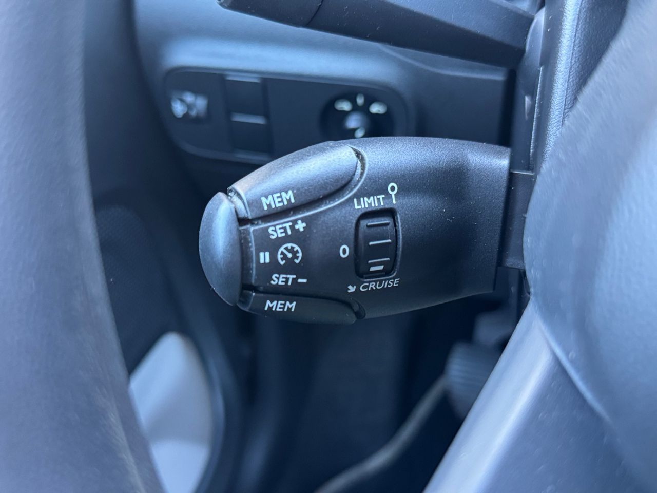 Citroën C3 BLUE HDI 100 CV FEEL - Foto 2