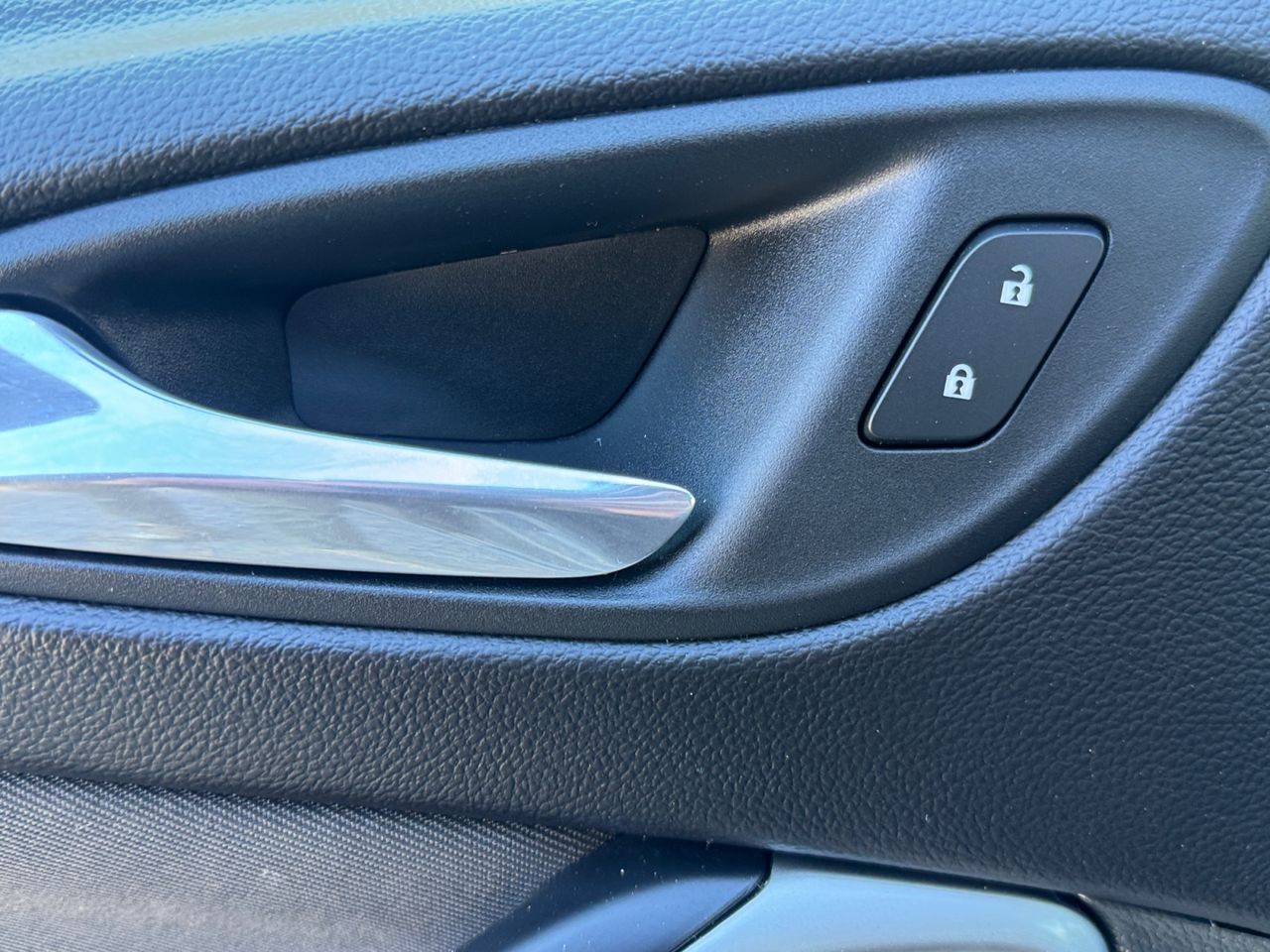 Opel Astra GS LINE 1.2 110 CV - Foto 2