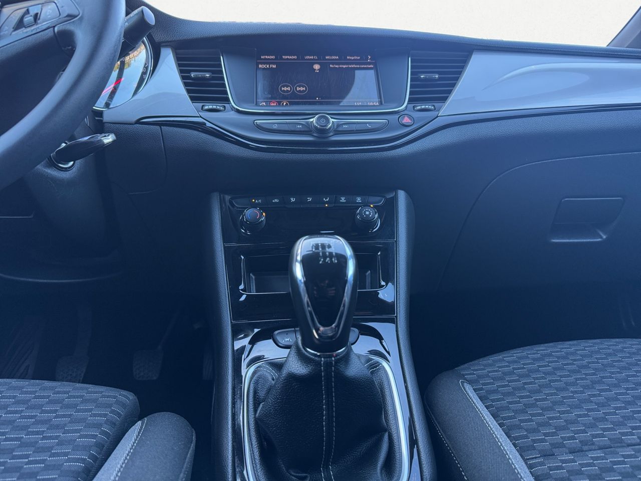 Opel Astra GS LINE 1.2 110 CV - Foto 2