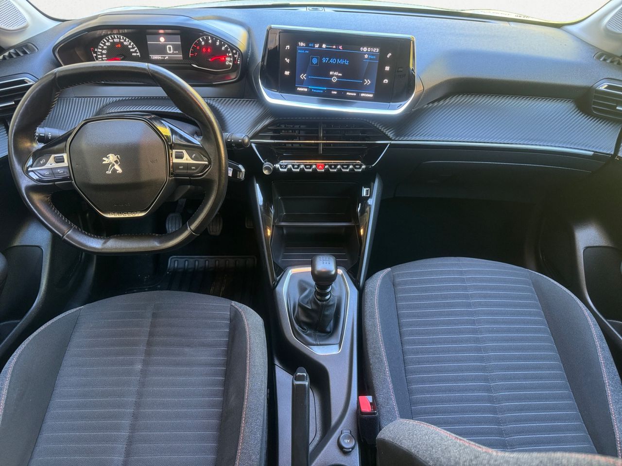 Peugeot 208 ACTIVE BLUE HDI 100 CV - Foto 2