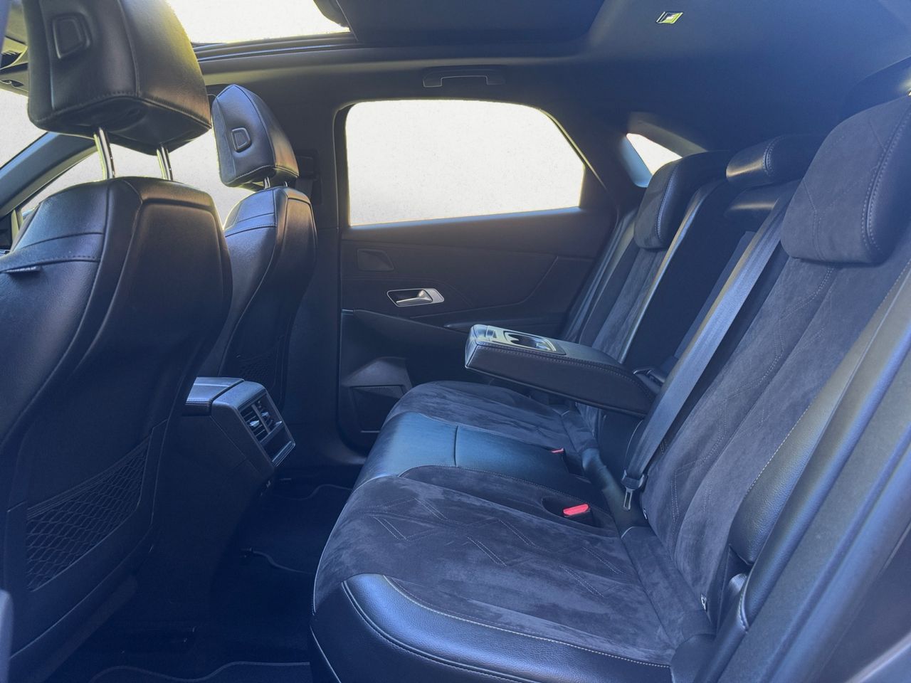 DS DS 7 Crossback E TENSE 300 4X4 PERFORMANCE LINE - Foto 2